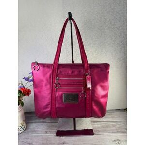 Coach Poppy Spotlight Metallic Magenta Pink Leather Tote Bag 13820